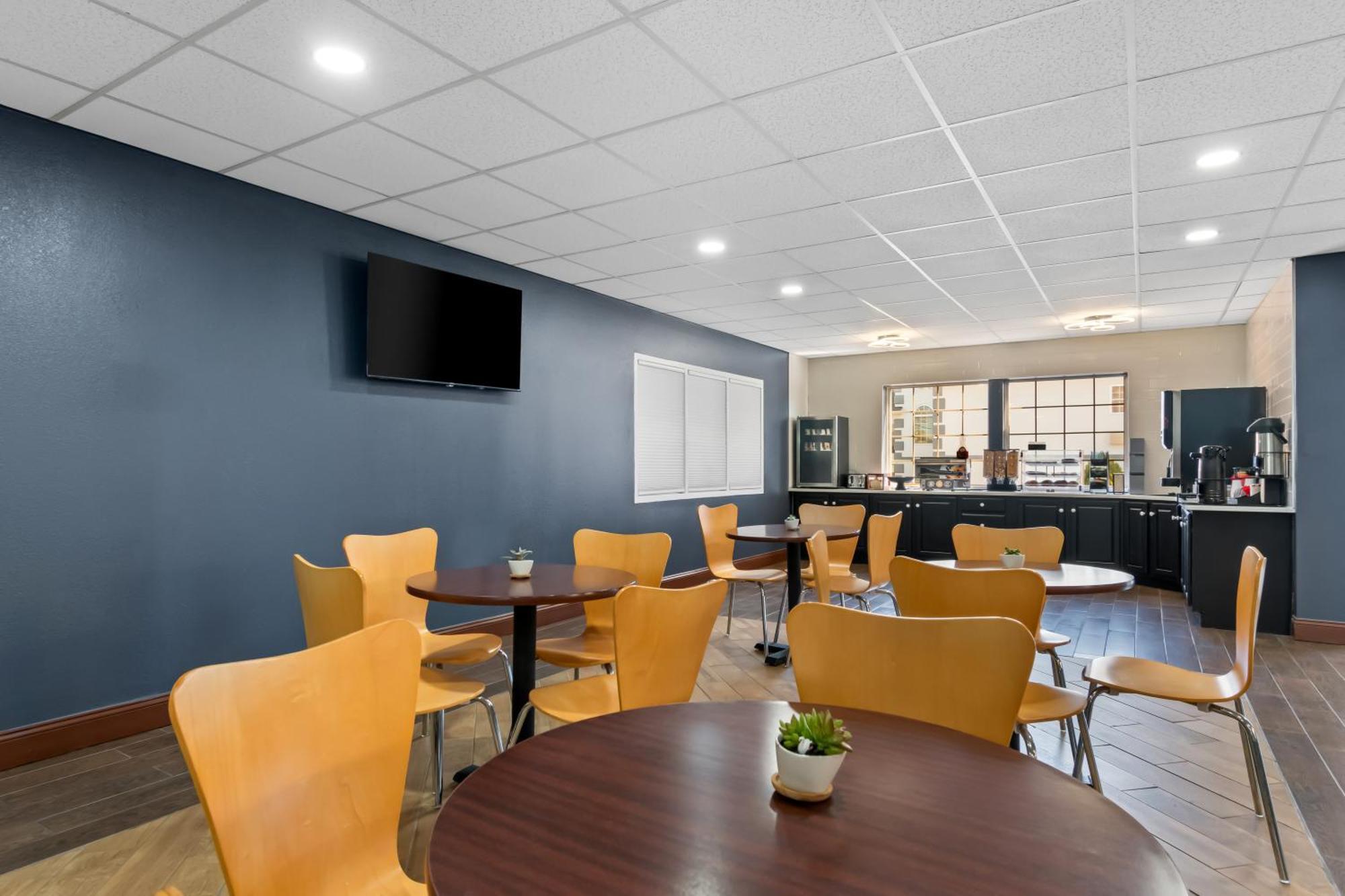 Scottish Inns & Suites - North Hershey ハリスバーグ エクステリア 写真